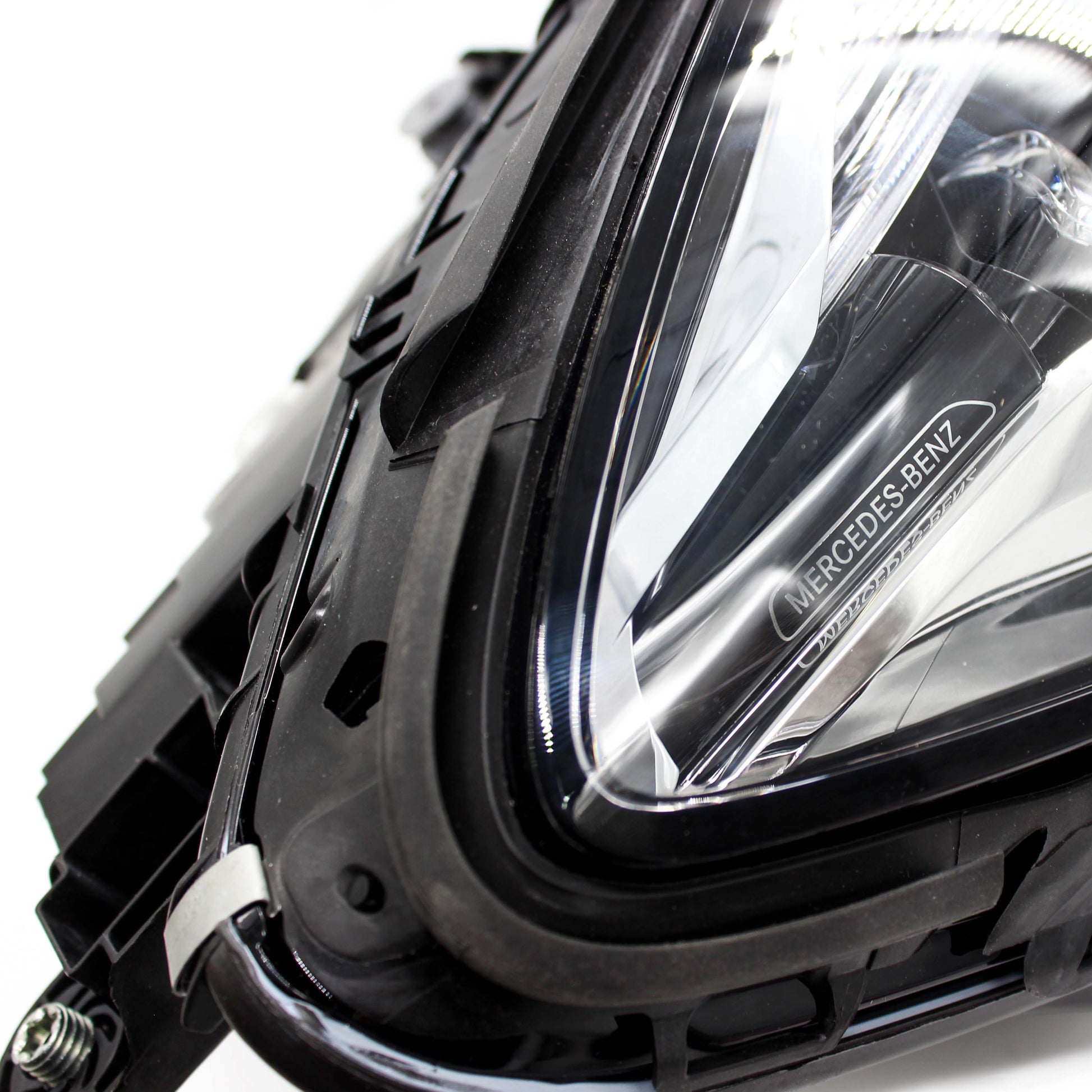 A222906780328, 711451000376